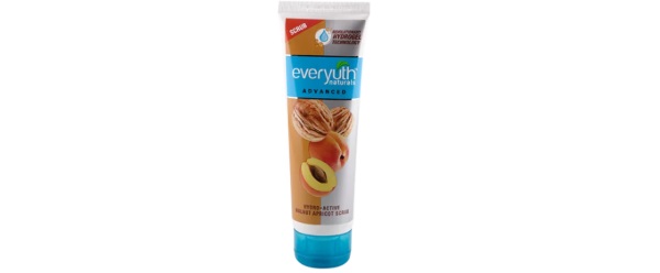 Everyuth Naturals Advanced Hydrating and Exfoliating Walnut Apricot Scrub