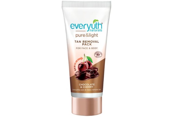 Everyuth Naturals Chocolate and Cherry Tan Removal Scrub