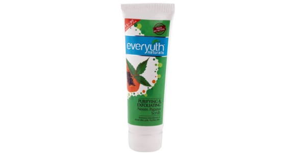 Everyuth Naturals Purifying and Exfoliating Neem Papaya Scrub