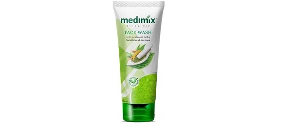 Medimix Essential Herbs Ayurvedic Face Wash