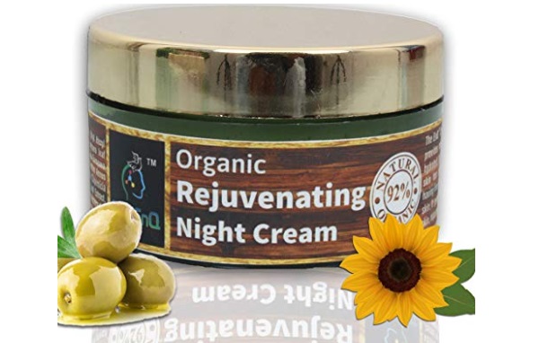 The EnQ 92% Natural 92% Organic Rejuvenating Night Cream