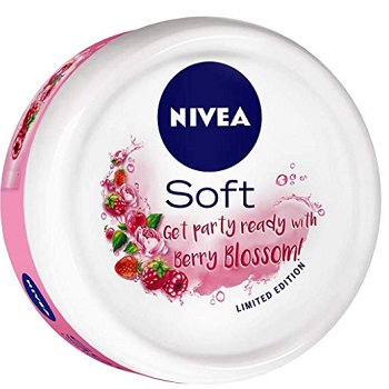 NIVEA Soft Berry Blossom Light Moisturising Cream