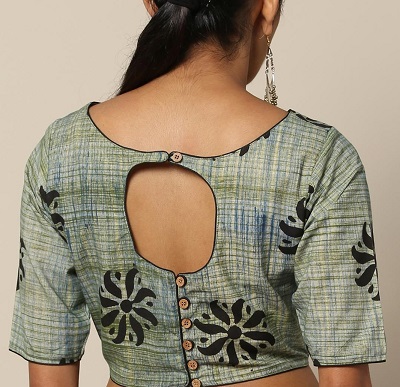 Stylish back neckline saree blouse pattern